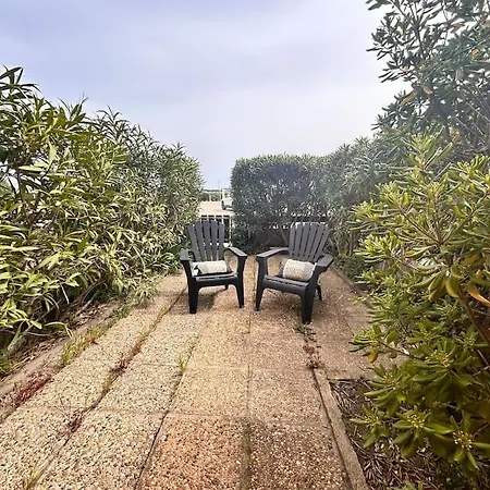 - Les Pieds Dans L'eau & A Proximite Des Commerces. Apartment Le Grau-du-Roi